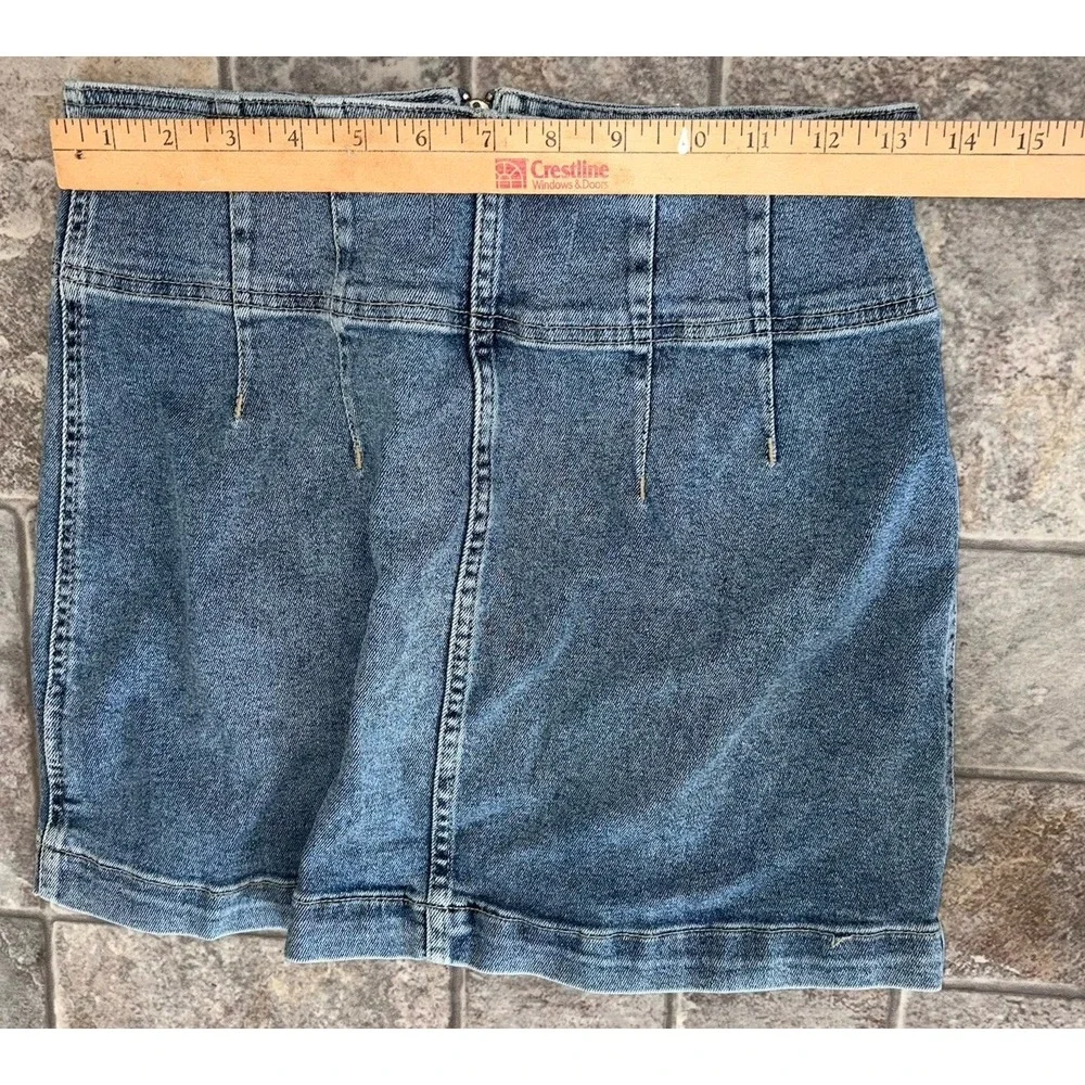 Free‎ People We the Free Virgo Mini Skirt Denim Jean 29 Zip Front Medium Wash